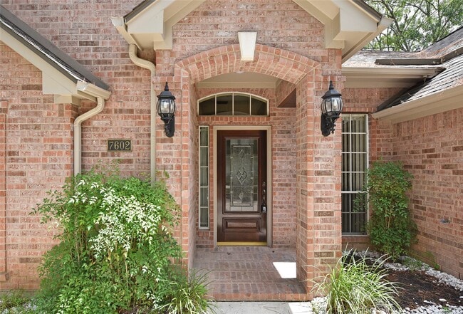 Building Photo - 7602 Melody Cir