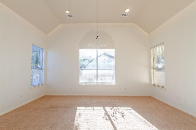 Building Photo - 31 Lost Meadow Trail
