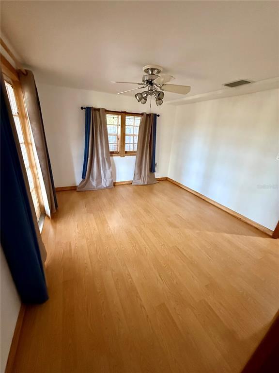 Building Photo - 106 Mason St