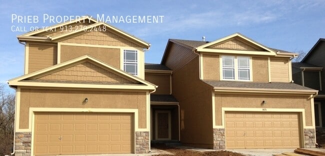 Building Photo - Prairie Haven Duplex - Available November ...