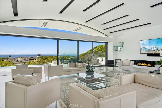 Building Photo - 4607 Perham Rd