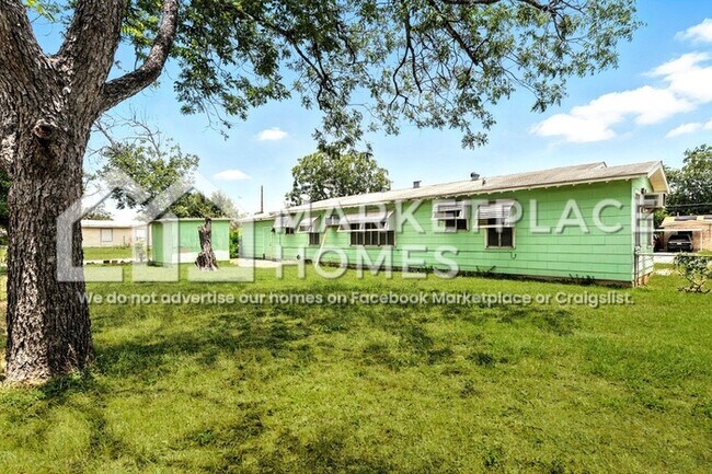 Building Photo - 2603 Kaiser Dr