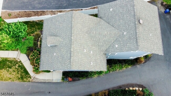 Building Photo - 156 Broad St