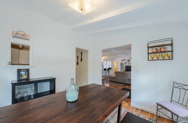 Building Photo - 1303 Chamisal Way