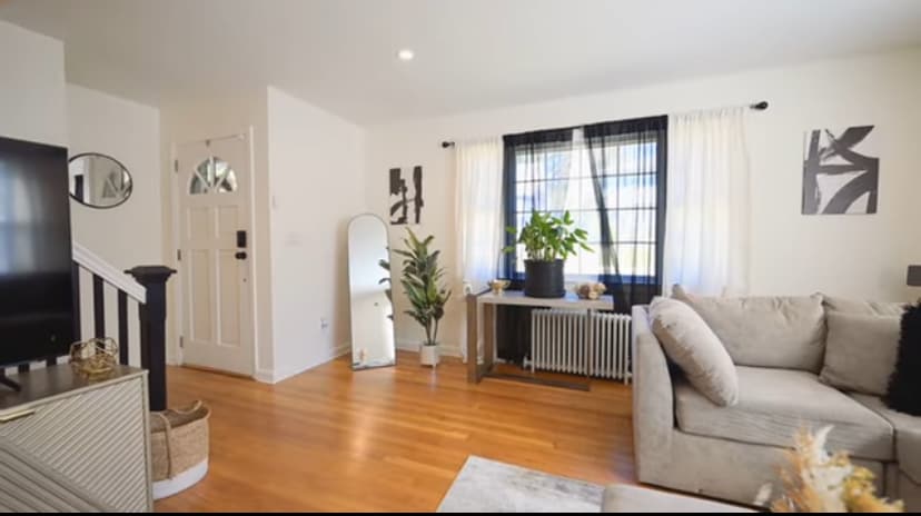 Building Photo - 611 Frost Rd