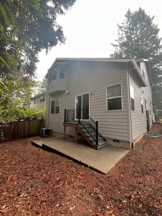 Building Photo - Newly Remodeled 4 Bedroom, Wilsonville, OR