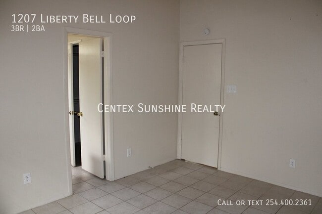 Building Photo - 1207 Liberty Bell Loop