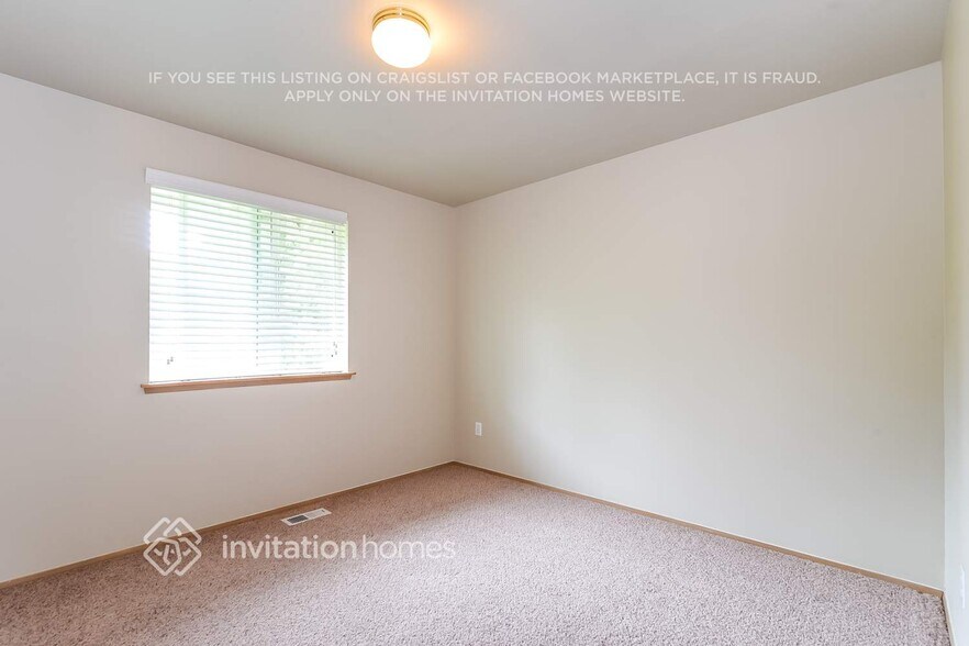 Building Photo - 14101 80th Ave Ct E