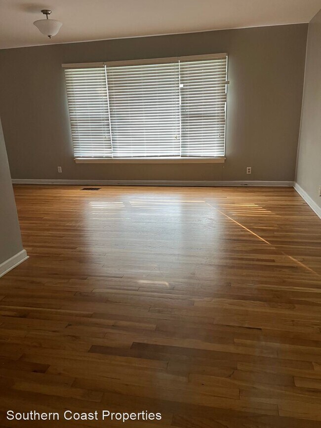 Building Photo - 3 br, 2 bath House - 109 Harrison Drive
