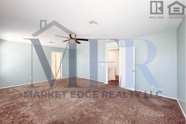 Building Photo - 4Bed/2.5Bath Home at 83rd Ave/Olive Ave! R...