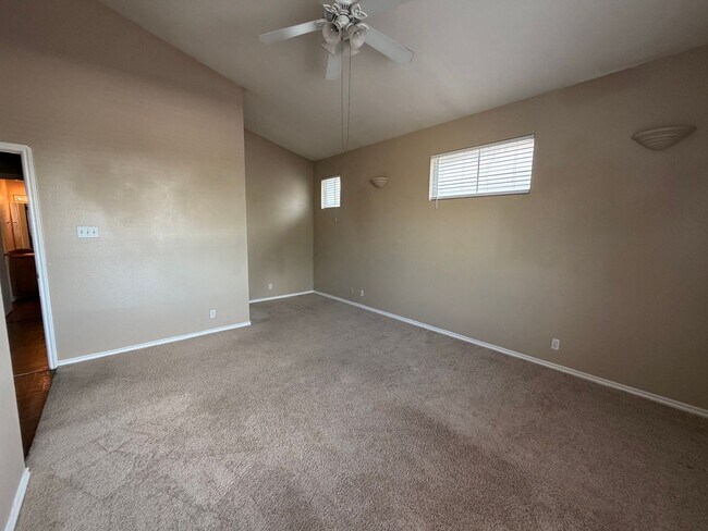 Building Photo - 908 Keith Ln