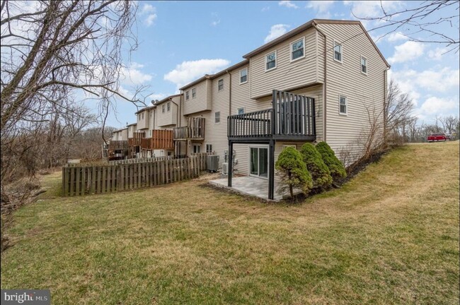 Building Photo - 2722 Buxton Ct