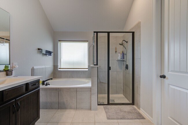 Building Photo - 3507 Sunburst Ct