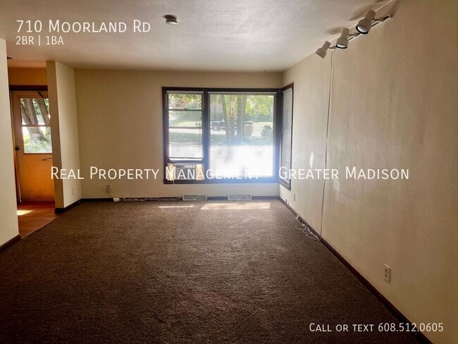 Building Photo - 710 Moorland Rd