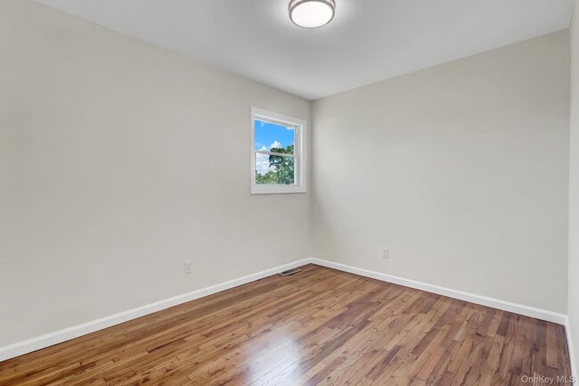 Building Photo - 3107 Gull Ave