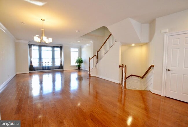 Building Photo - 3053 Waterloo Ln