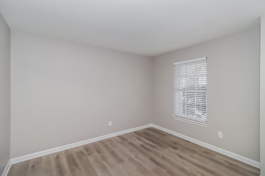 Building Photo - 4243 Kellybrook Dr