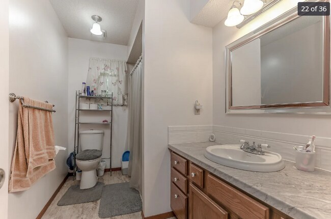 Building Photo - 245 Cherokee Ct