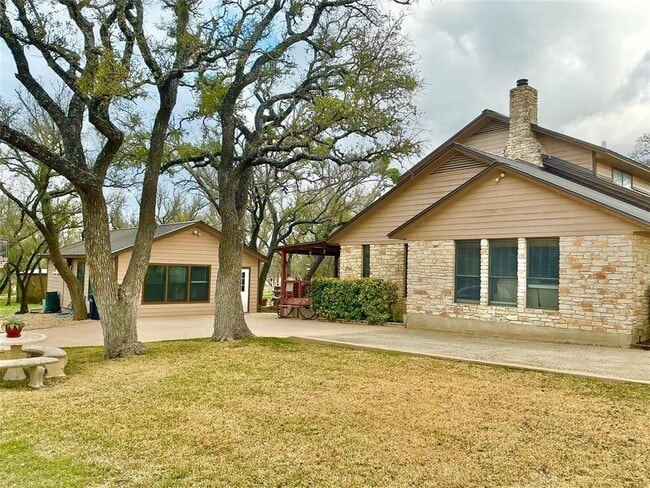 Building Photo - 2501 Co Rd 228