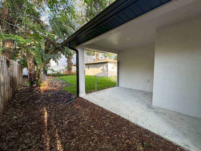 Building Photo - 223 S Forest Ave