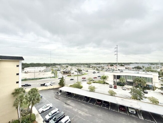 Building Photo - 8950 Park Blvd
