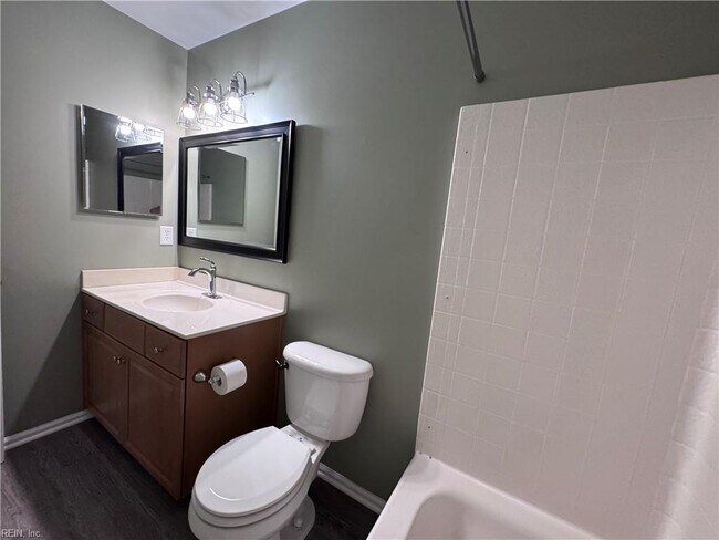 Building Photo - 114 Ellis Dr
