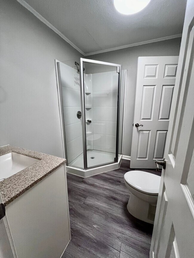 Building Photo - 4 Bedroom 2 Bathroom Home, Lonoke