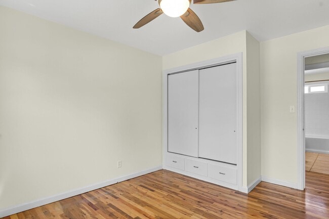 Building Photo - 3-Bed 2-Bath Home with Detached Studio Apartment!