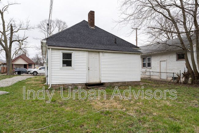 Building Photo - 3319 W 9th St