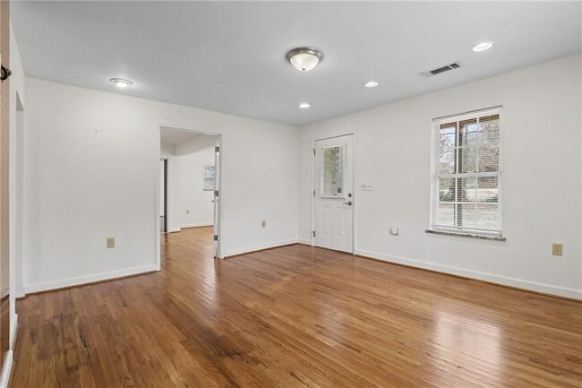 Building Photo - 3036 Peeler Rd