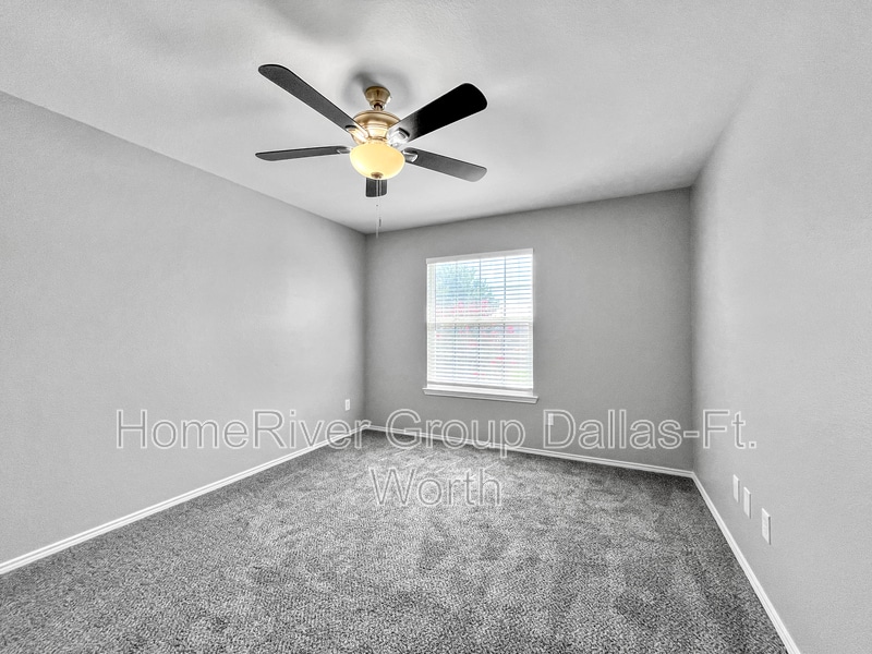 Building Photo - 507 Binkley Ct