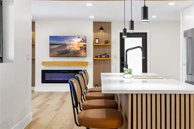 Building Photo - 4412 W Trilby Ave