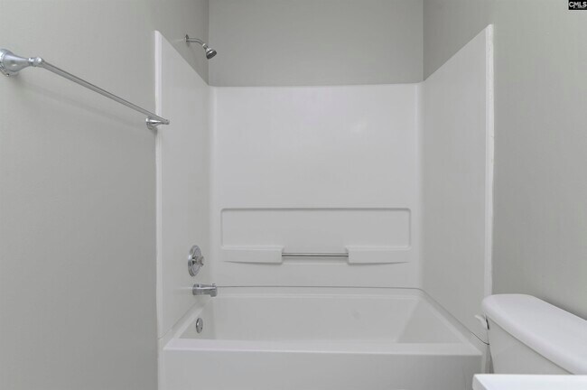 Building Photo - 141 Wigmore Ln