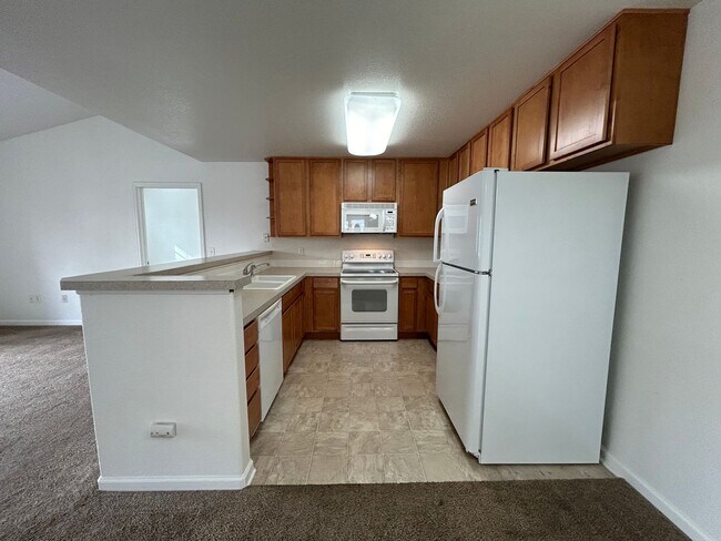 Building Photo - 4645 Hahns Peak Dr