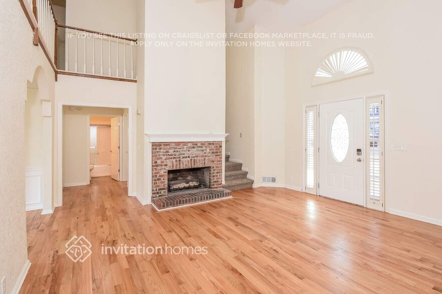 Building Photo - 5446 Pinedale Cir