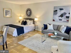 Building Photo - 2710 Macomb St NW