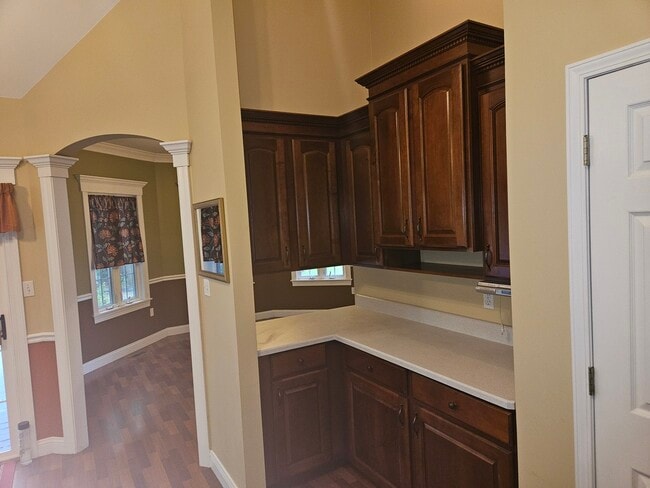 Building Photo - 688 Fox Hollow Ct