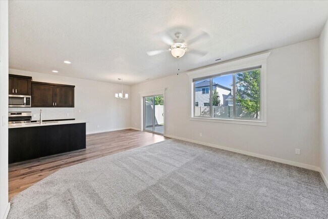 Building Photo - Meridian Spacious Retreat with Neighborhoo...