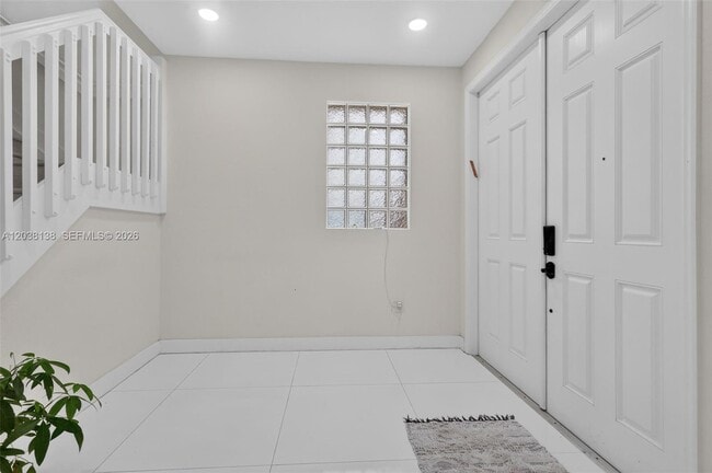 Building Photo - 4422 NW 112th Ct