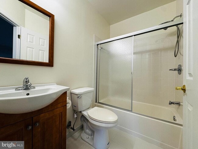 Building Photo - 43776 Smith Ferry Square