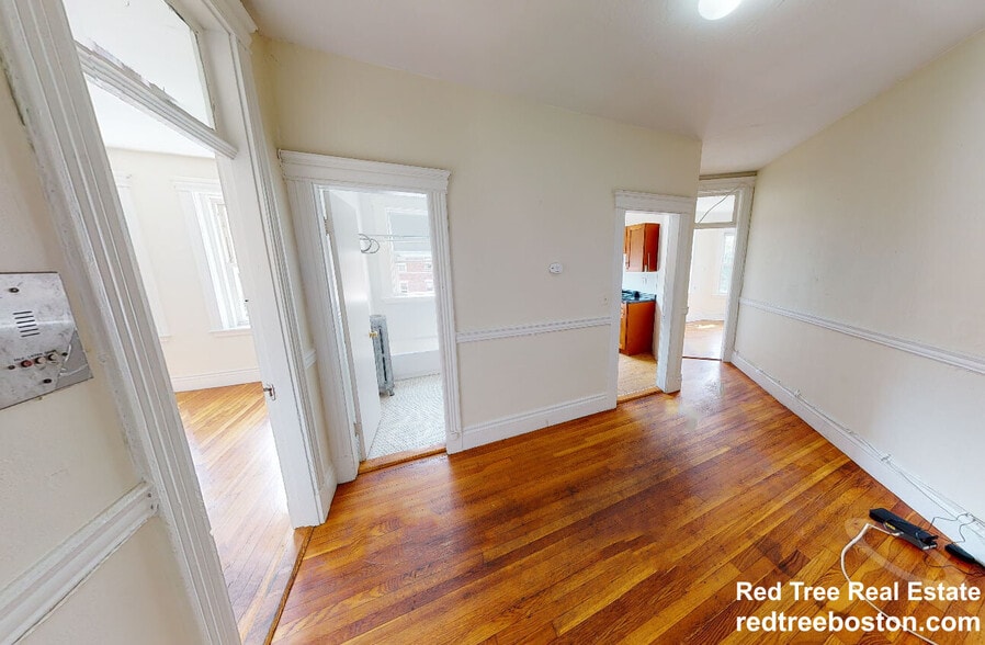 Building Photo - 1350 Commonwealth Ave