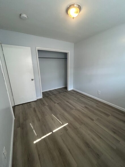 Building Photo - 14520 Milverton Rd