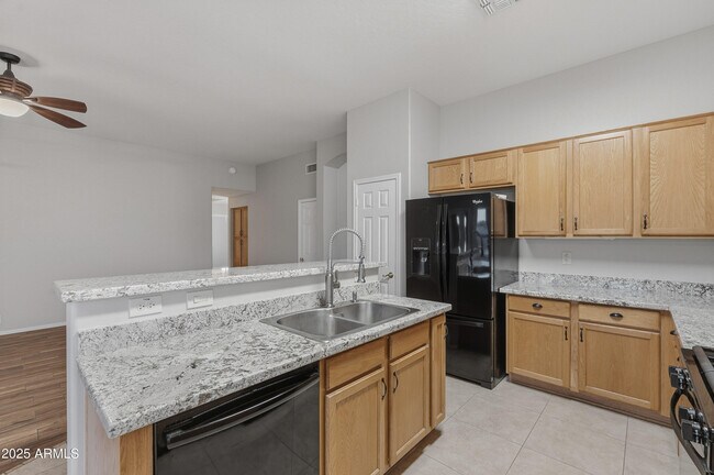 Building Photo - 2033 N 110th Ave