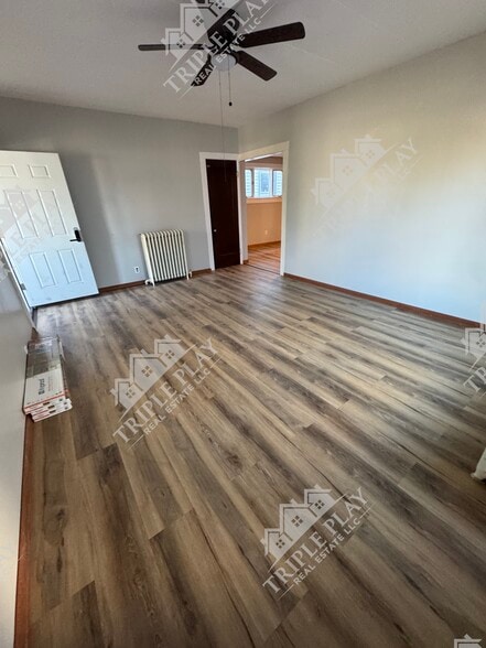 Living Room - 213 King St