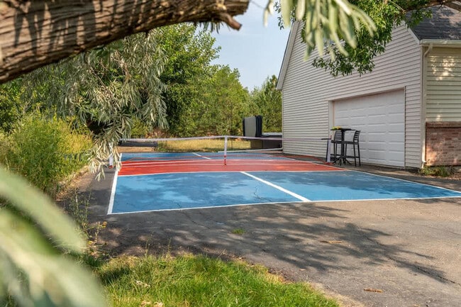 Building Photo - 7208 Secrest Ct