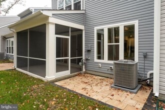 Building Photo - 32066 White Tail Dr