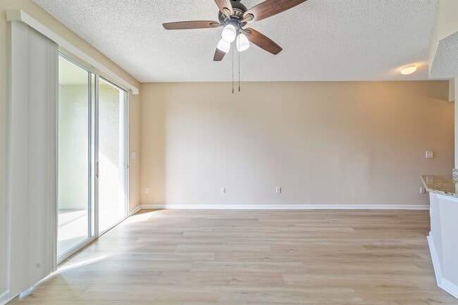 Building Photo - 4000 Grande Vista Blvd