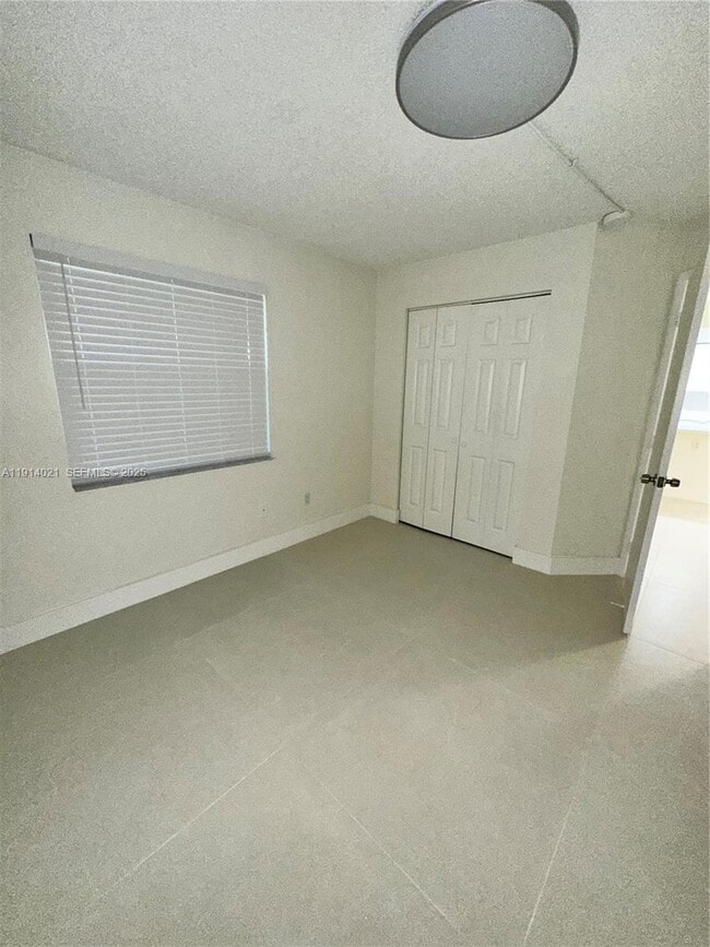 Building Photo - 5151 SW 121st Terrace