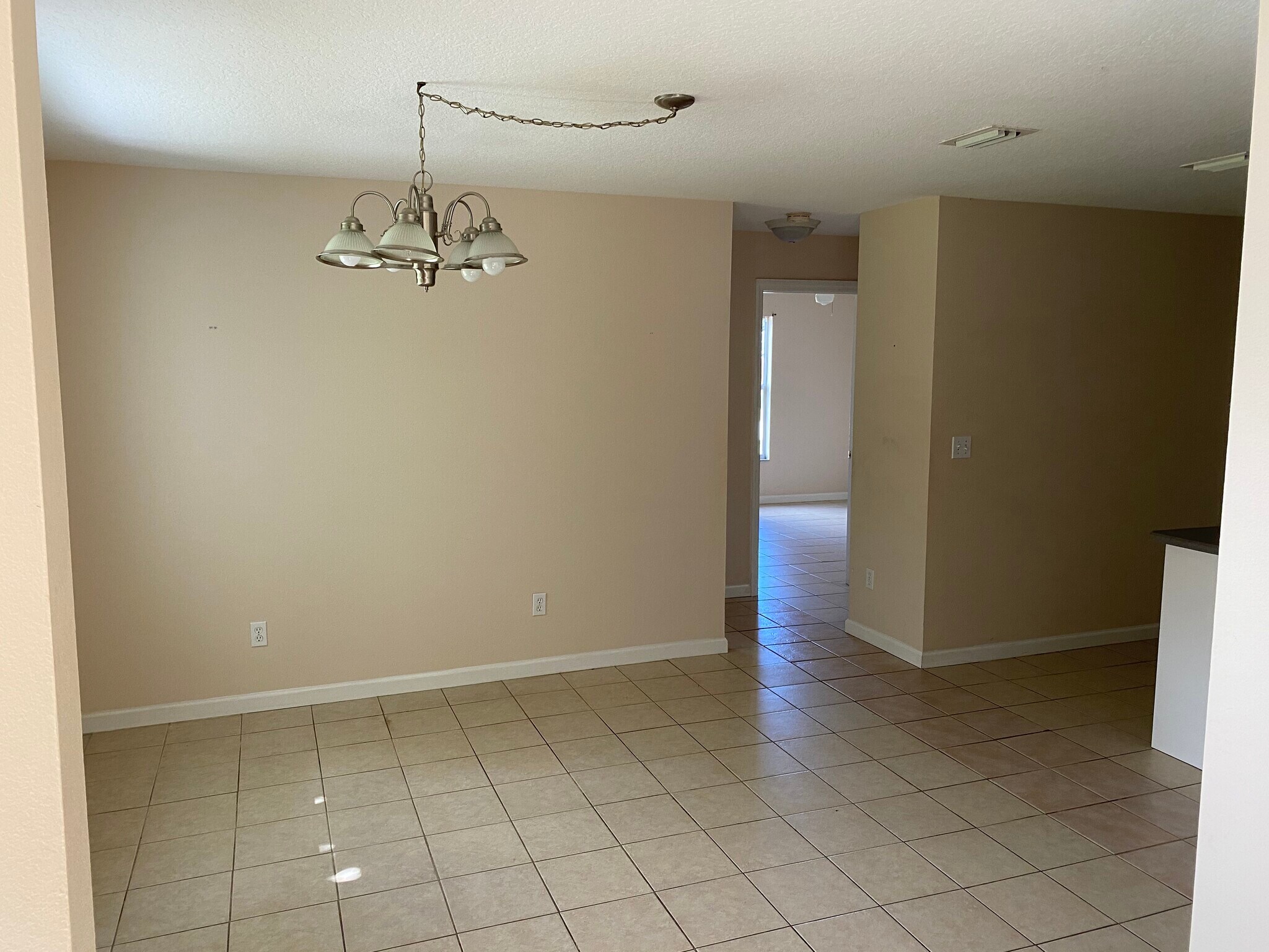 Building Photo - 2829 Nordman Ave
