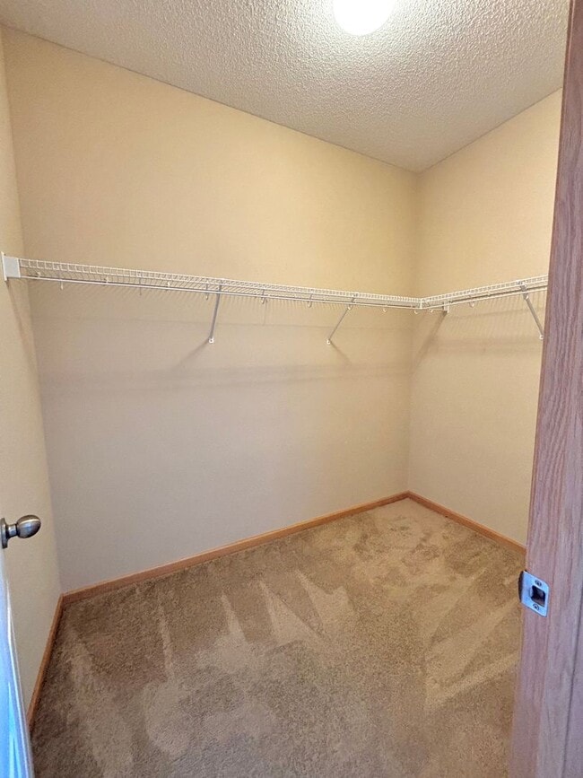 Building Photo - Gorgeous 2bed 2bath Townhome in Bailey’s Arbor